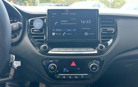 Hyundai Solaris II рестайлинг, 2021 год, 1 625 000 рублей, 8 фотография