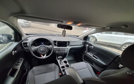KIA Sportage IV рестайлинг, 2016 год, 1 799 999 рублей, 8 фотография