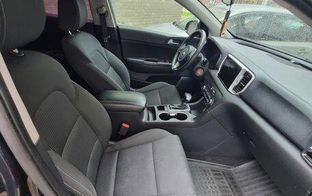 KIA Sportage IV рестайлинг, 2016 год, 1 799 999 рублей, 11 фотография