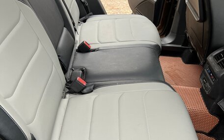 Volkswagen Tiguan II, 2019 год, 2 750 000 рублей, 10 фотография