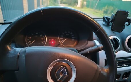 Renault Sandero I, 2012 год, 650 000 рублей, 9 фотография