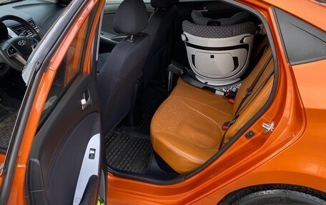 Hyundai Solaris II рестайлинг, 2015 год, 1 120 000 рублей, 19 фотография