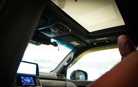 Lexus LX, 2022 год, 15 499 000 рублей, 30 фотография