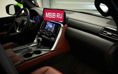 Lexus LX, 2022 год, 15 499 000 рублей, 31 фотография