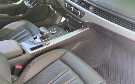 Audi A4, 2017 год, 2 550 000 рублей, 14 фотография