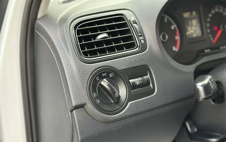 Volkswagen Polo VI (EU Market), 2015 год, 849 000 рублей, 33 фотография