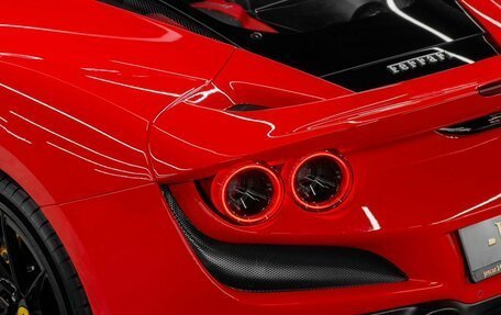 Ferrari F8, 2021 год, 31 580 000 рублей, 13 фотография