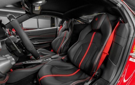 Ferrari F8, 2021 год, 31 580 000 рублей, 16 фотография