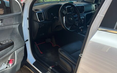KIA Sportage IV рестайлинг, 2021 год, 2 550 000 рублей, 12 фотография