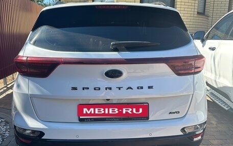 KIA Sportage IV рестайлинг, 2021 год, 2 550 000 рублей, 4 фотография