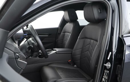 BMW 5 серия, 2023 год, 7 555 555 рублей, 6 фотография