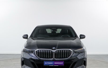 BMW 5 серия, 2023 год, 7 555 555 рублей, 23 фотография
