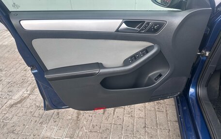 Volkswagen Jetta VI, 2012 год, 870 000 рублей, 15 фотография