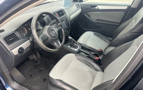 Volkswagen Jetta VI, 2012 год, 870 000 рублей, 14 фотография