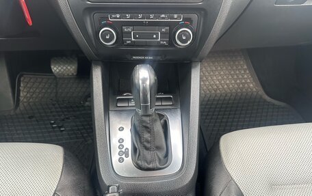 Volkswagen Jetta VI, 2012 год, 870 000 рублей, 13 фотография