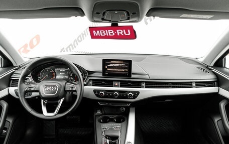 Audi A4, 2017 год, 2 181 000 рублей, 13 фотография