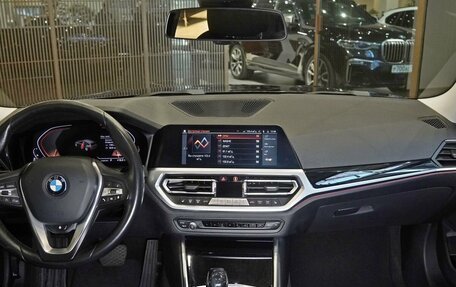 BMW 3 серия, 2019 год, 3 300 000 рублей, 8 фотография