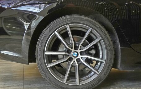 BMW 3 серия, 2019 год, 3 300 000 рублей, 23 фотография