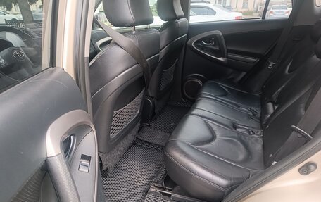 Toyota RAV4, 2007 год, 1 180 000 рублей, 16 фотография