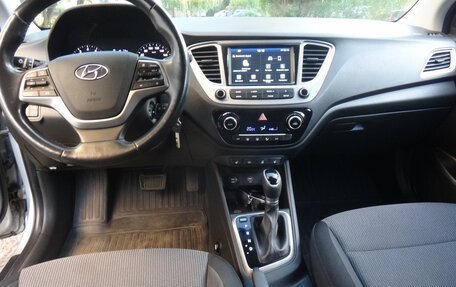 Hyundai Solaris II рестайлинг, 2019 год, 1 435 000 рублей, 12 фотография