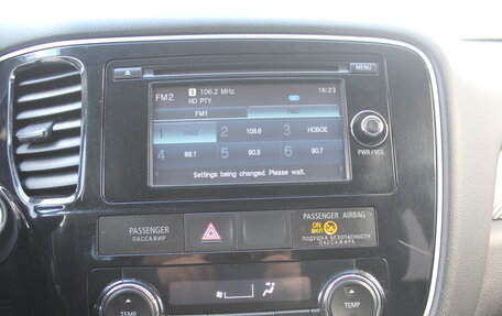 Mitsubishi Outlander III рестайлинг 3, 2013 год, 1 320 000 рублей, 16 фотография