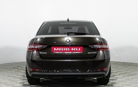 Skoda Superb III рестайлинг, 2017 год, 1 995 000 рублей, 6 фотография