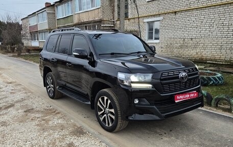 Toyota Land Cruiser 200, 2010 год, 3 800 000 рублей, 1 фотография