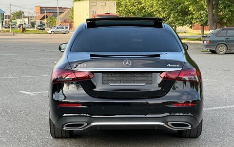 Mercedes-Benz E-Класс, 2020 год, 5 000 000 рублей, 5 фотография