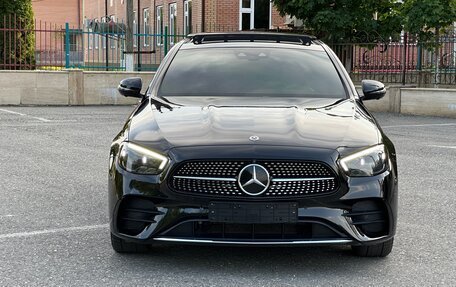 Mercedes-Benz E-Класс, 2020 год, 5 000 000 рублей, 2 фотография