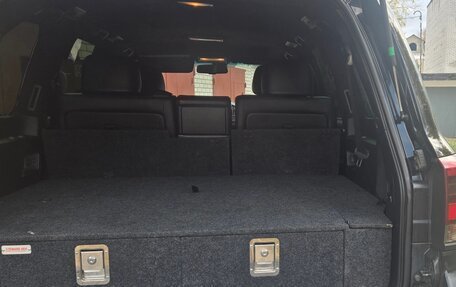 Toyota Land Cruiser 200, 2010 год, 3 800 000 рублей, 8 фотография