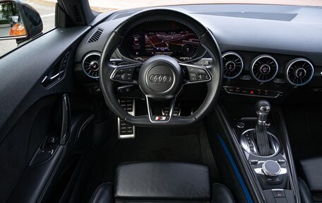 Audi TT, 2019 год, 4 300 000 рублей, 19 фотография