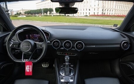 Audi TT, 2019 год, 4 300 000 рублей, 17 фотография