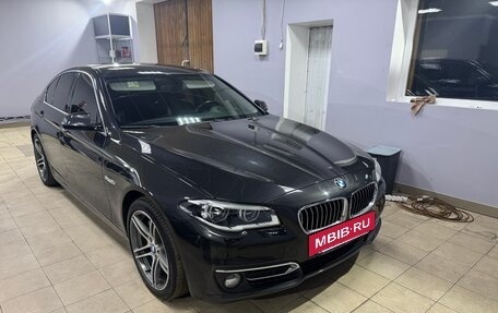 BMW 5 серия, 2016 год, 3 390 000 рублей, 3 фотография