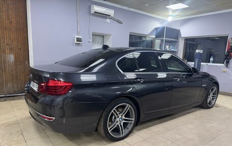 BMW 5 серия, 2016 год, 3 390 000 рублей, 13 фотография