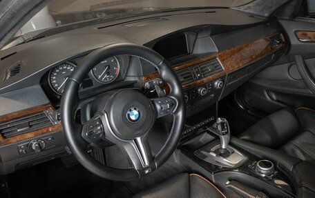 BMW 5 серия, 2007 год, 1 620 000 рублей, 3 фотография