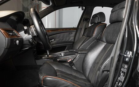 BMW 5 серия, 2007 год, 1 620 000 рублей, 13 фотография