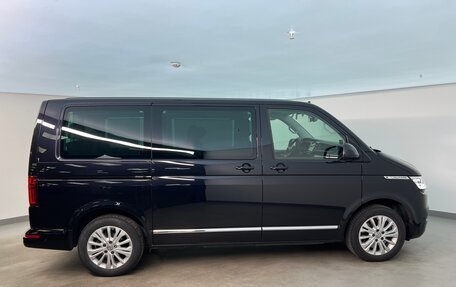 Volkswagen Multivan T6 рестайлинг, 2021 год, 6 950 000 рублей, 6 фотография