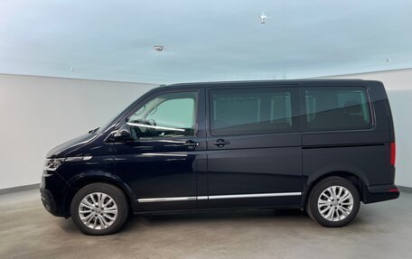 Volkswagen Multivan T6 рестайлинг, 2021 год, 6 950 000 рублей, 5 фотография