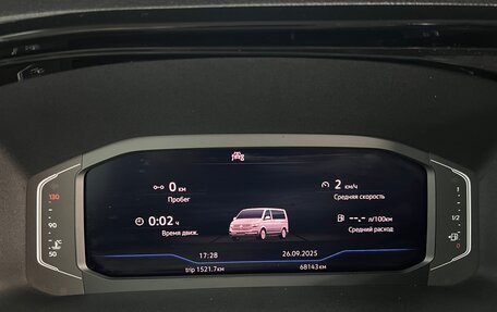 Volkswagen Multivan T6 рестайлинг, 2021 год, 6 950 000 рублей, 11 фотография
