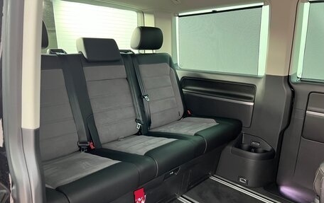 Volkswagen Multivan T6 рестайлинг, 2021 год, 6 950 000 рублей, 18 фотография