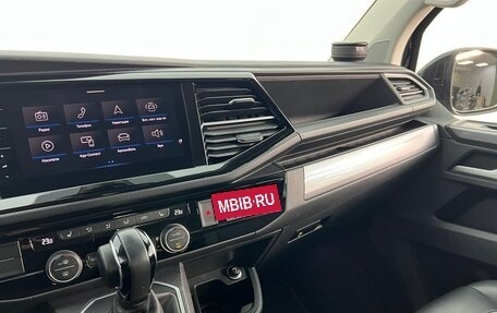 Volkswagen Multivan T6 рестайлинг, 2021 год, 6 950 000 рублей, 16 фотография