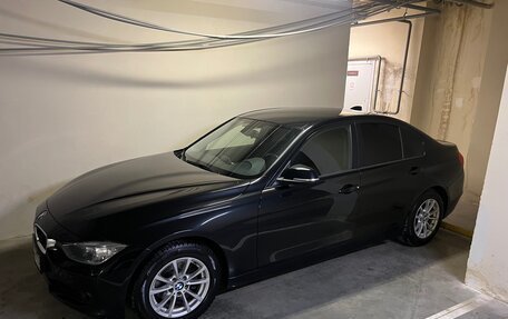 BMW 3 серия, 2015 год, 1 690 000 рублей, 4 фотография
