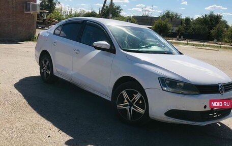 Volkswagen Jetta VI, 2013 год, 1 100 000 рублей, 5 фотография