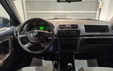 Skoda Fabia II, 2011 год, 399 000 рублей, 9 фотография