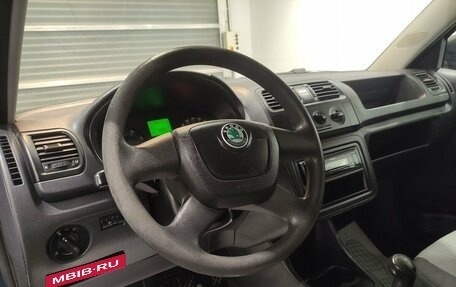 Skoda Fabia II, 2011 год, 399 000 рублей, 8 фотография