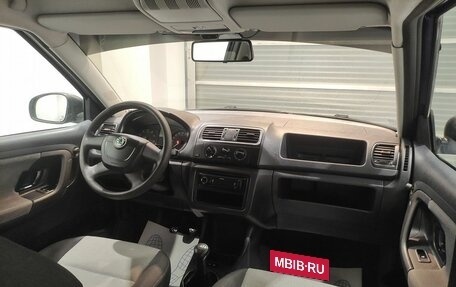 Skoda Fabia II, 2011 год, 399 000 рублей, 11 фотография