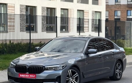BMW 5 серия, 2021 год, 3 390 000 рублей, 1 фотография