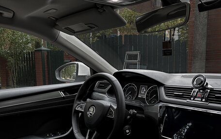 Skoda Superb III рестайлинг, 2020 год, 2 500 000 рублей, 6 фотография