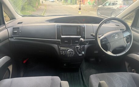 Toyota Estima III рестайлинг -2, 2012 год, 1 980 000 рублей, 4 фотография