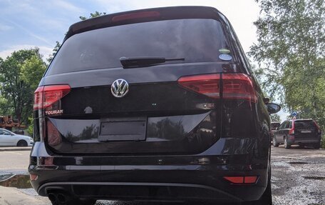 Volkswagen Touran III, 2016 год, 1 550 000 рублей, 10 фотография